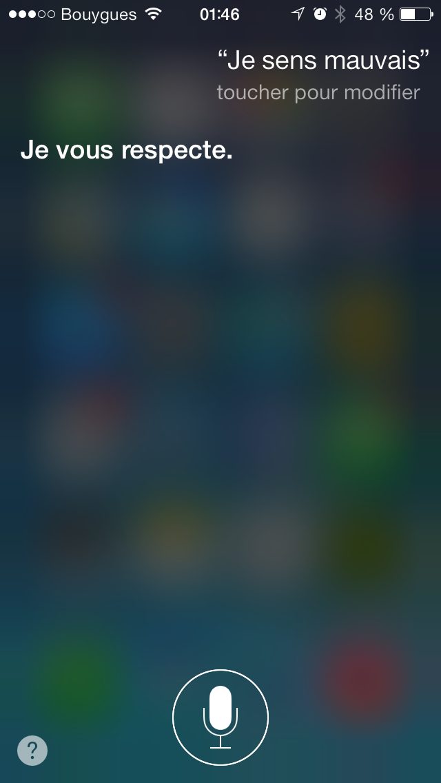 Capture Siri 2013 : question « Je sens mauvais », reponse « Je vous respecte.… »