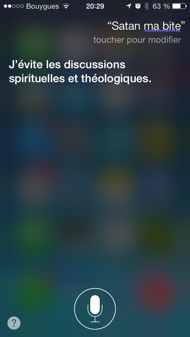 Capture Siri 2013 : question « Satan ma bite », reponse « J'évite les discussions spirituelles et théologiques.… »
